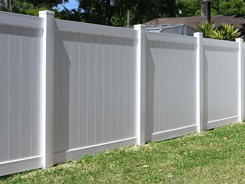 Hillsborough FL Vinyl Fences