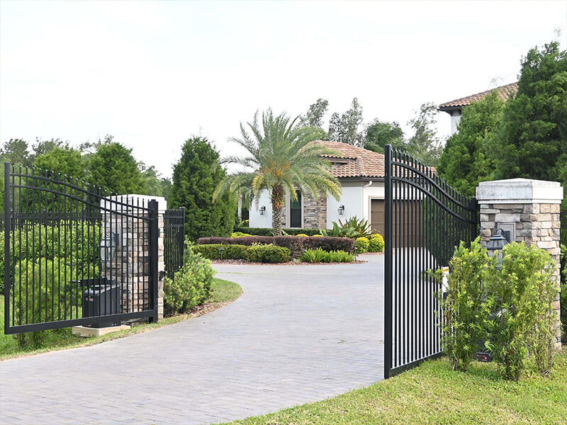 Commercial and residential gate access control company in Tampa Florida